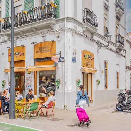 Familiar En Avenida Del Puerto Апартаменты *