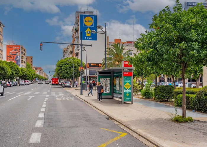 Familiar En Avenida Del Puerto Lägenhet Valencia
